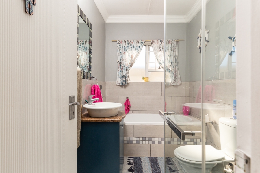 3 Bedroom Property for Sale in Laaiplek Western Cape
